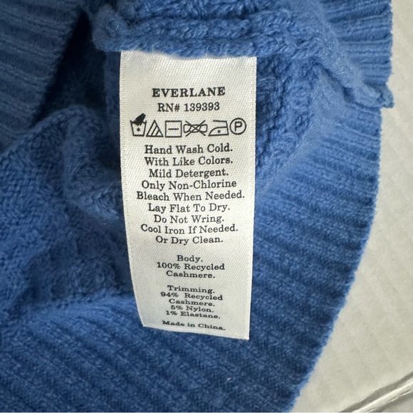 Everlane ReCashmere Belgian Waffle Pocket Pullover - Picture 8 of 11